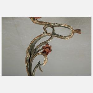 Drei Tischbeine Jugendstil