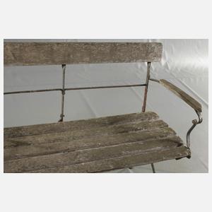 Historische Gartenbank