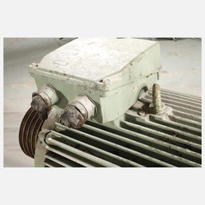 Übergroßer Elektromotor