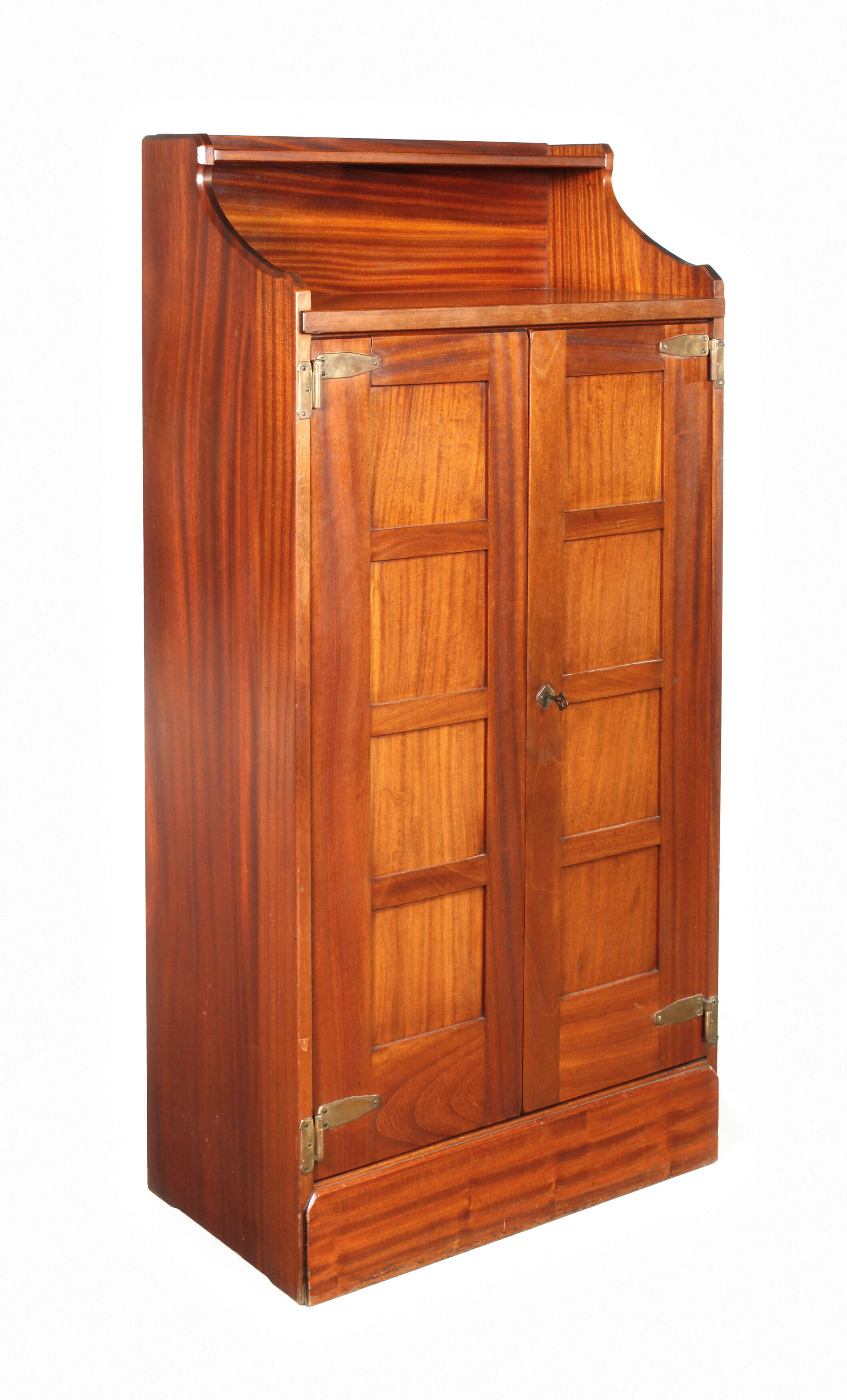 Pfeilerschrank Richard Riemerschmid