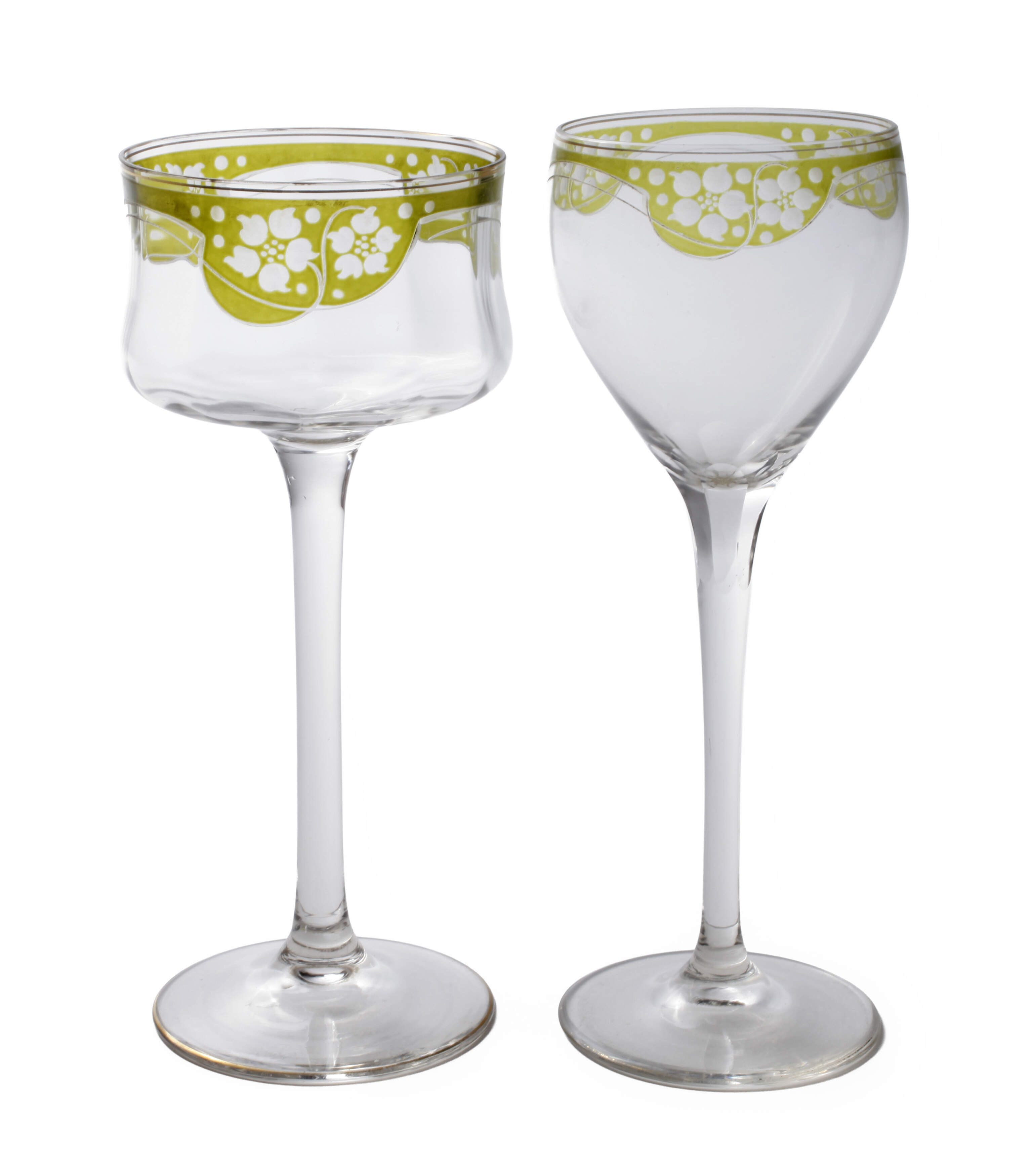 Josephinenhütte zwei Weingläser mit Grünbeize