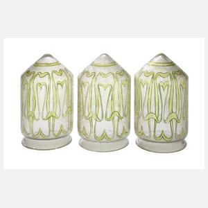 Drei Lampenschirme Jugendstil