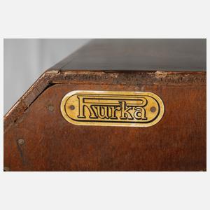 Joseph Rurka oktogonale Vitrine