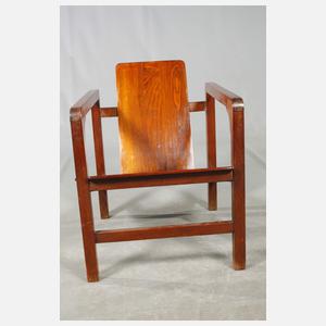 Konstruktivistischer Armlehnstuhl