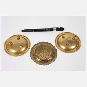 Drei Art déco Untersetzer in Cloisonné-Technik