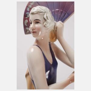 Hertwig Katzhütte Modedame mit Fächer