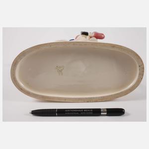 Hertwig Katzhütte Modedame mit Windhund