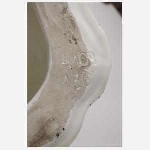 Goldscheider Wien "Stehendes Biedermeiermädchen"