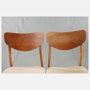 Paar Esszimmerstühle