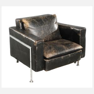 Robert & Trix Haussmann, Clubsessel "RH302"