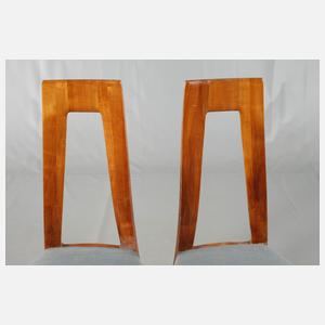 Ernst Martin Dettinger, vier Esszimmer-Stühle