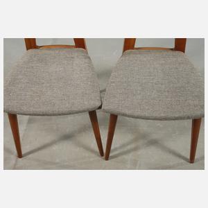 Ernst Martin Dettinger, vier Esszimmer-Stühle