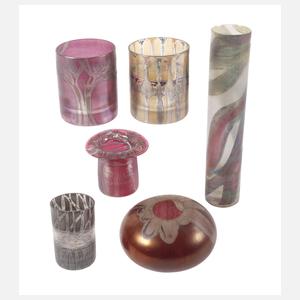 Sechs Studioglas Vasen