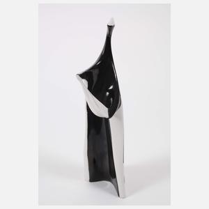 Cmielow Polen "Mädchen mit Gitarre" und Pinguin