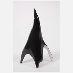 Cmielow Polen "Mädchen mit Gitarre" und Pinguin