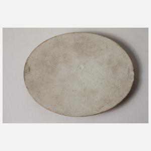 Zwei kleine gerahmte Bildplatten Damenportraits