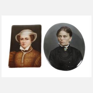 Zwei gerahmte Bildplatten Damenportraits