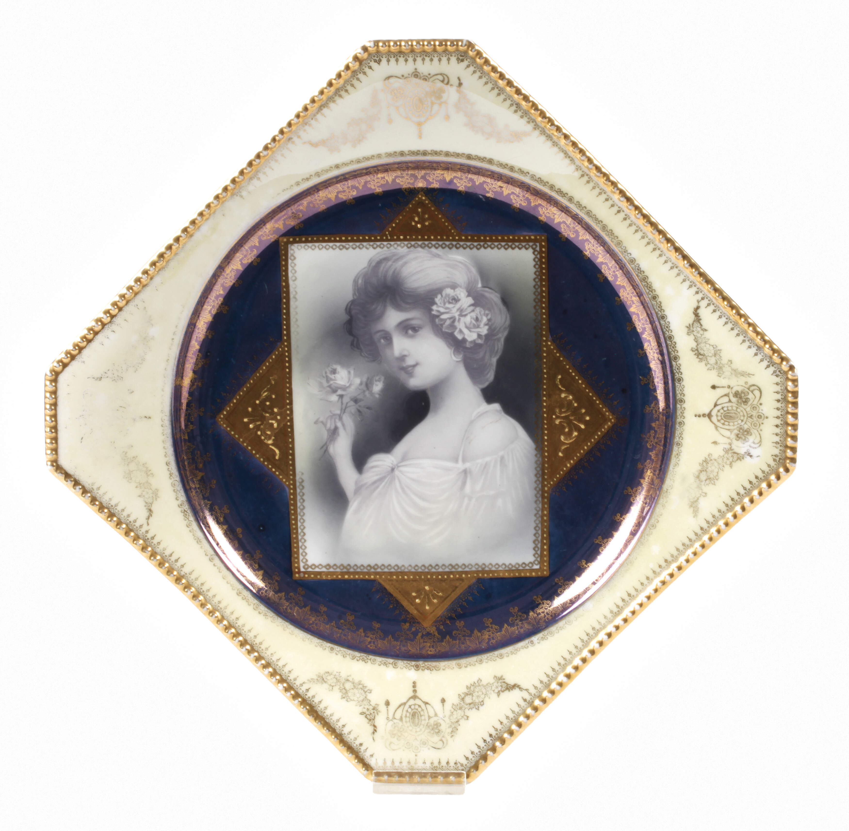 Prunkteller im Alt-Wiener-Stil