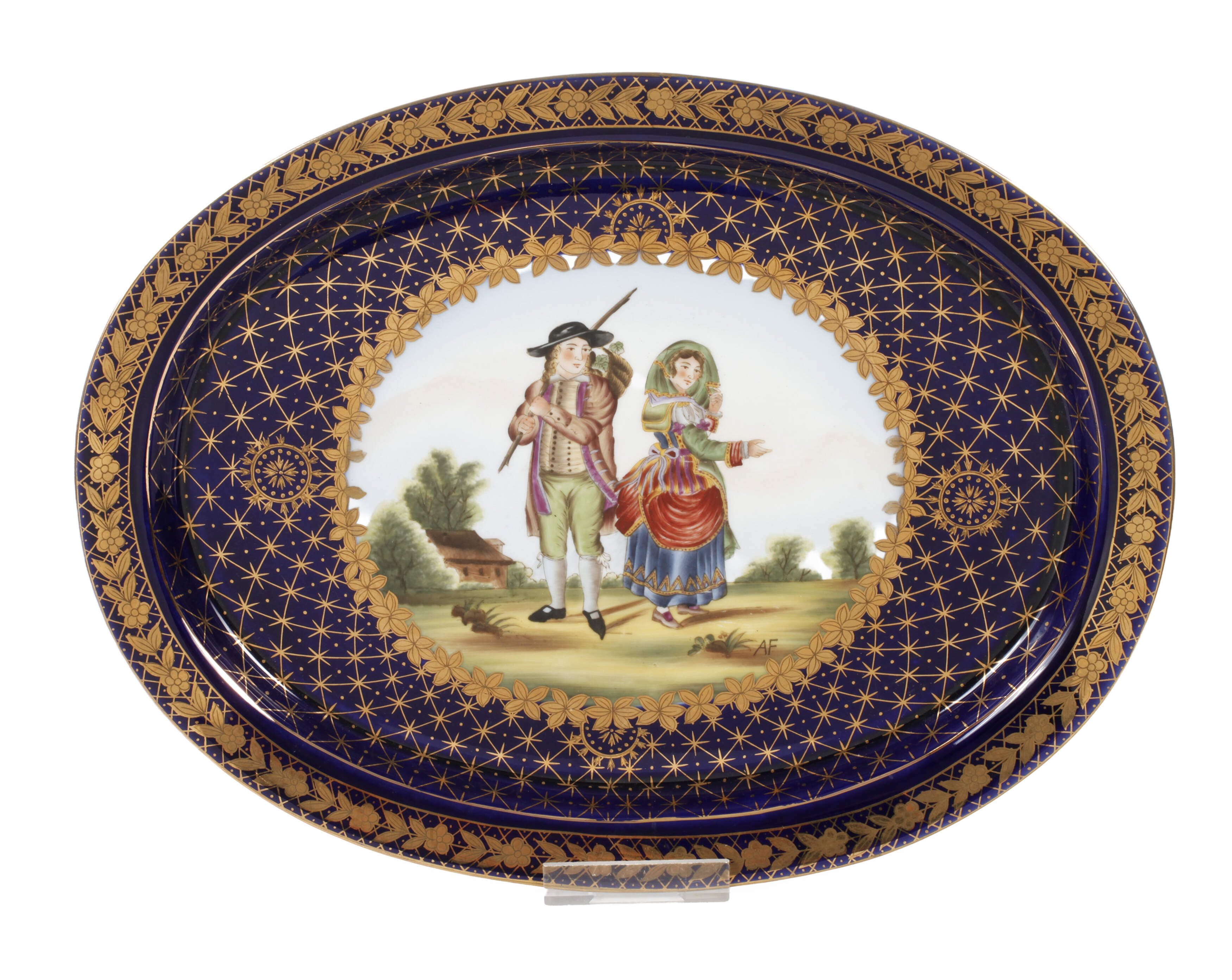 Ovale Prunkplatte im Sèvres-Stil