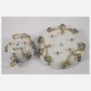 Meissen prunkvolle Tasse mit Blütenbesatz