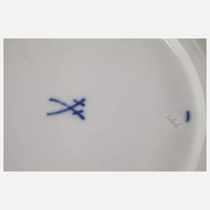 Meissen Prunkschale Streublümchendekor