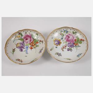 Meissen fünf Tassen "Blumenbukett" mit Goldkante