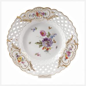 Meissen Durchbruchteller "Blumen und Insekten"