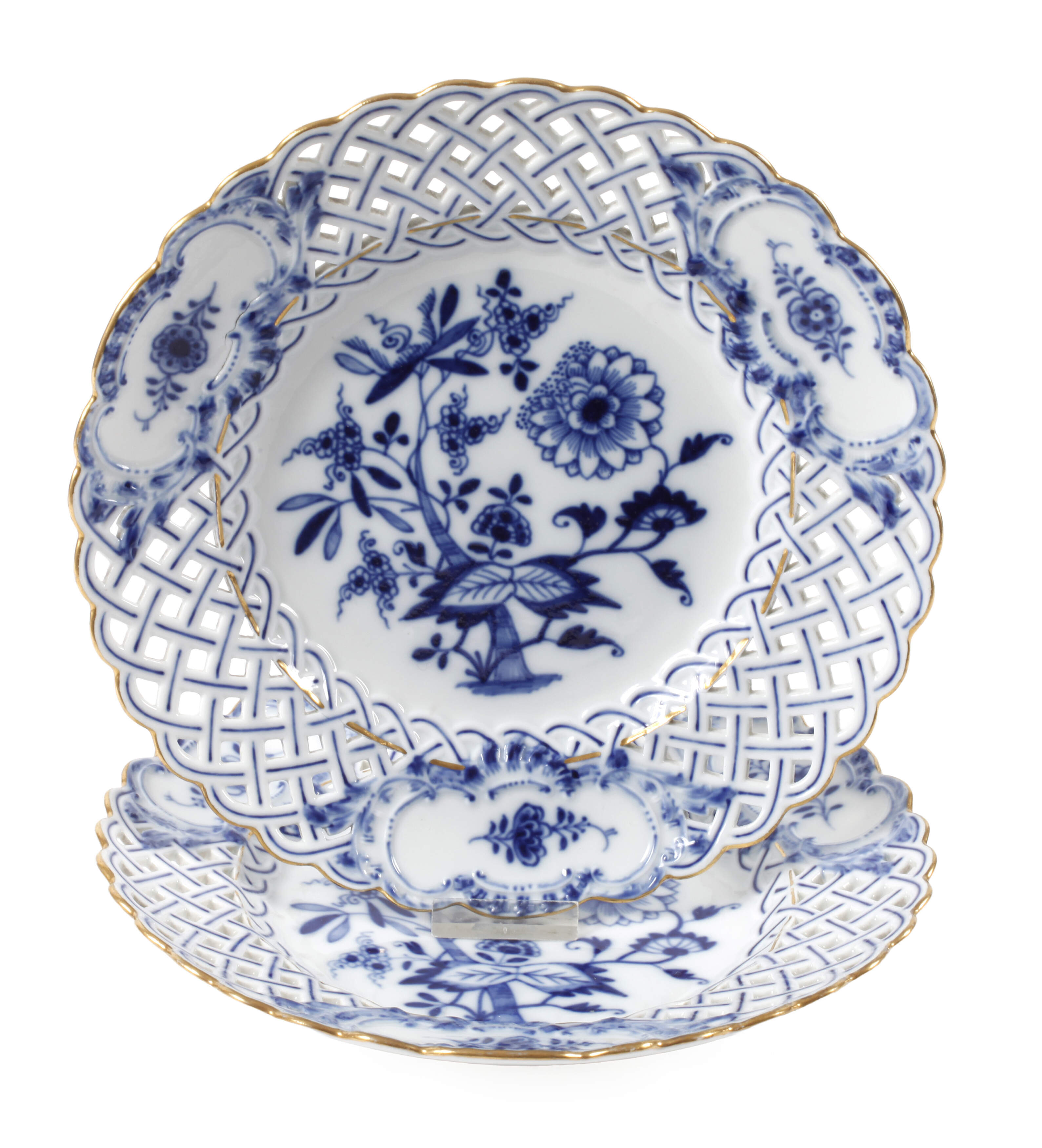 Meissen zwei Durchbruchteller "Zwiebelmuster"