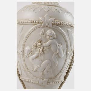 Schwarza-Saalbahn Prunkvase Puttenrelief