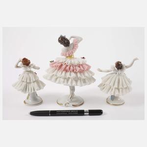 Volkstedt drei kleine Spitzentänzerinnen