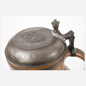 Übergroße barocke Steinzeugkanne