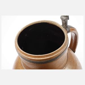 Übergroße barocke Steinzeugkanne