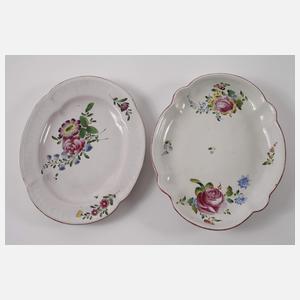 Sechs Teller und zwei Schalen Frankreich