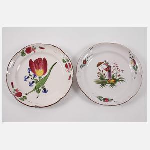 Sechs Teller und zwei Schalen Frankreich