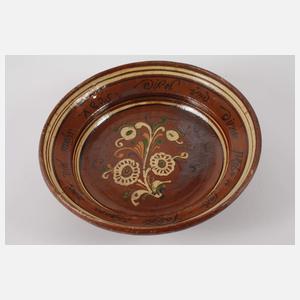 Hafnerkeramik mit Spruchband