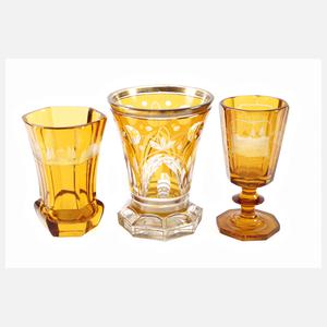 Drei Biedermeier-Becher