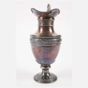 Schenkkanne im klassizistischen Stil