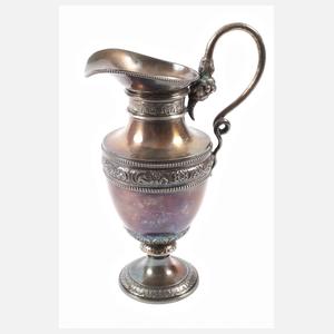 Schenkkanne im klassizistischen Stil