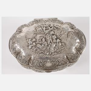 Große Deckeldose im Barockstil