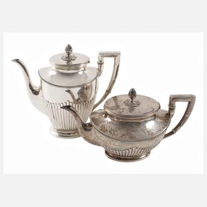 Kaffee- und Teekanne im Queen-Anne-Stil