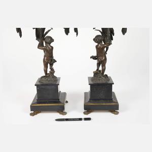 Paar figürliche Kandelaber