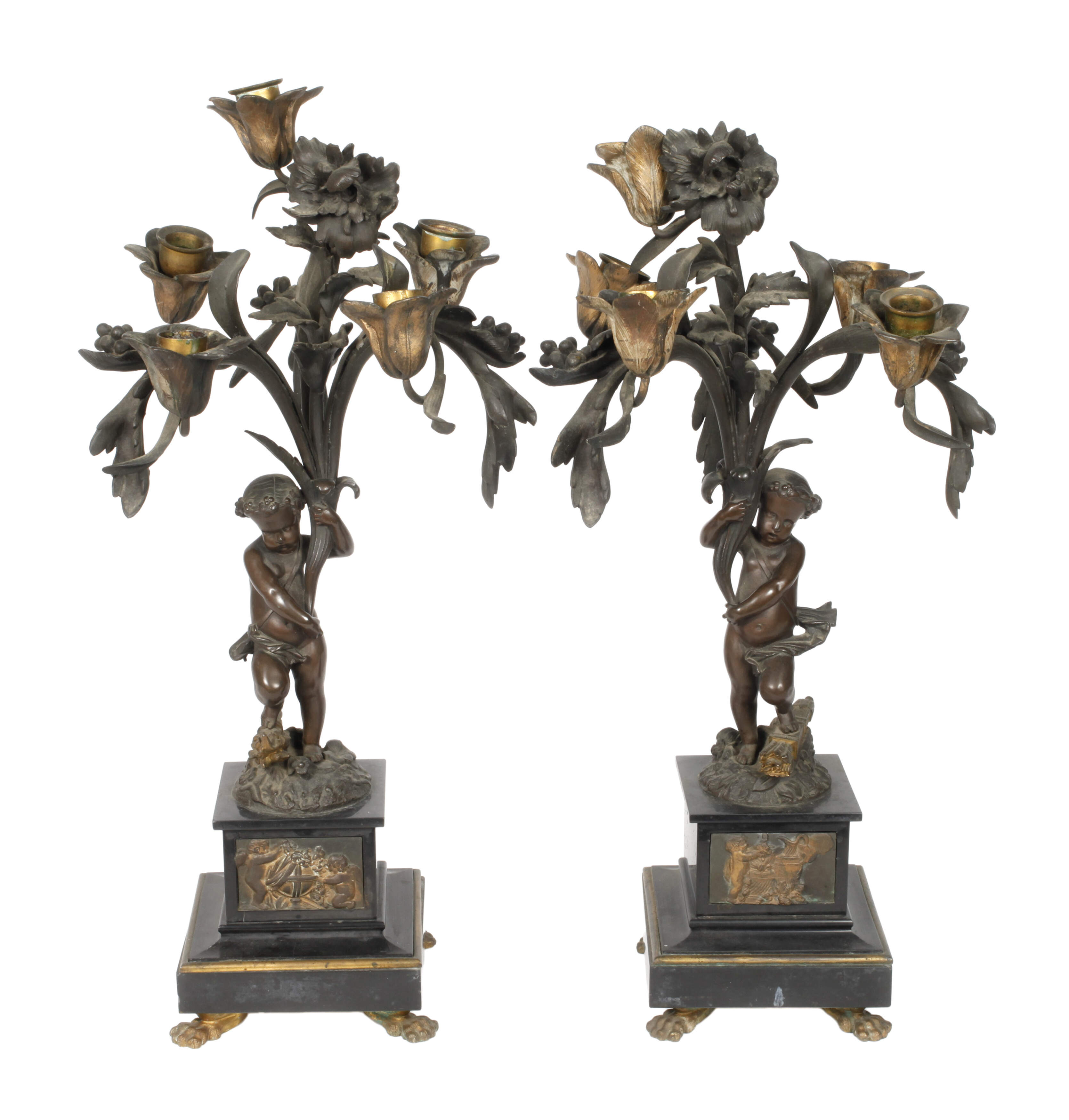 Paar figürliche Kandelaber