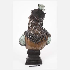 Große Büste einer Orientalin