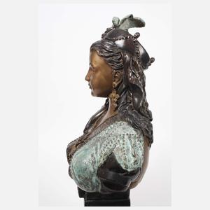 Große Büste einer Orientalin