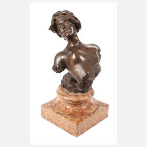 Guiseppe Renda, Büste weiblicher Akt