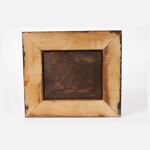 Mann im Kücheninterieur