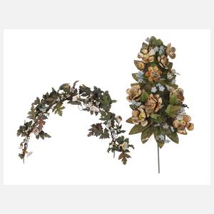 Zwei florale Appliken