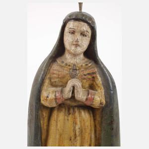 Zwei geschnitzte Heiligenfiguren