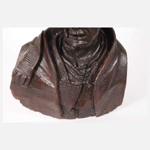 Geschnitztes Memento Mori