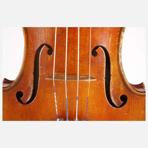 Violine mit Bogen